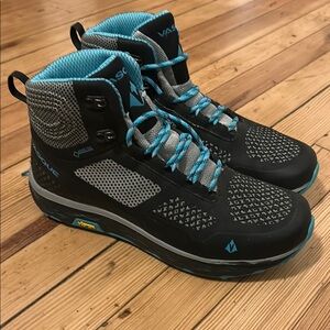 Vasque High Top Hiking Boots Shoes - NWOT